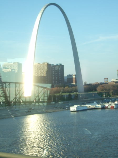 Gateway to the West - St. Louis, MO. WHOA!!